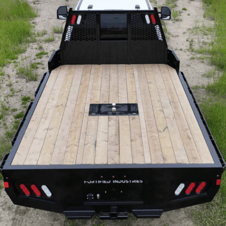 2025 Workhorse Flat bed 11'4 DRW (84 CA)