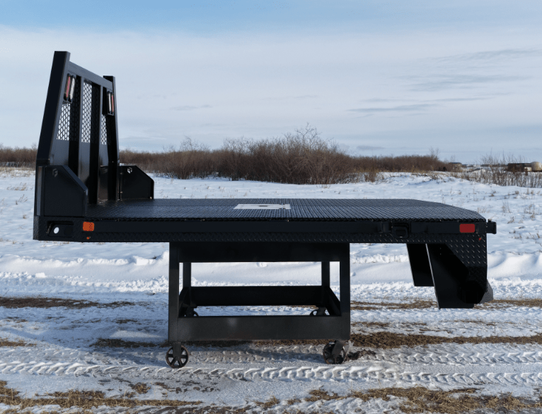 2026 Outlaw Classic Flat bed 9'4 DRW (60 CA chassis)