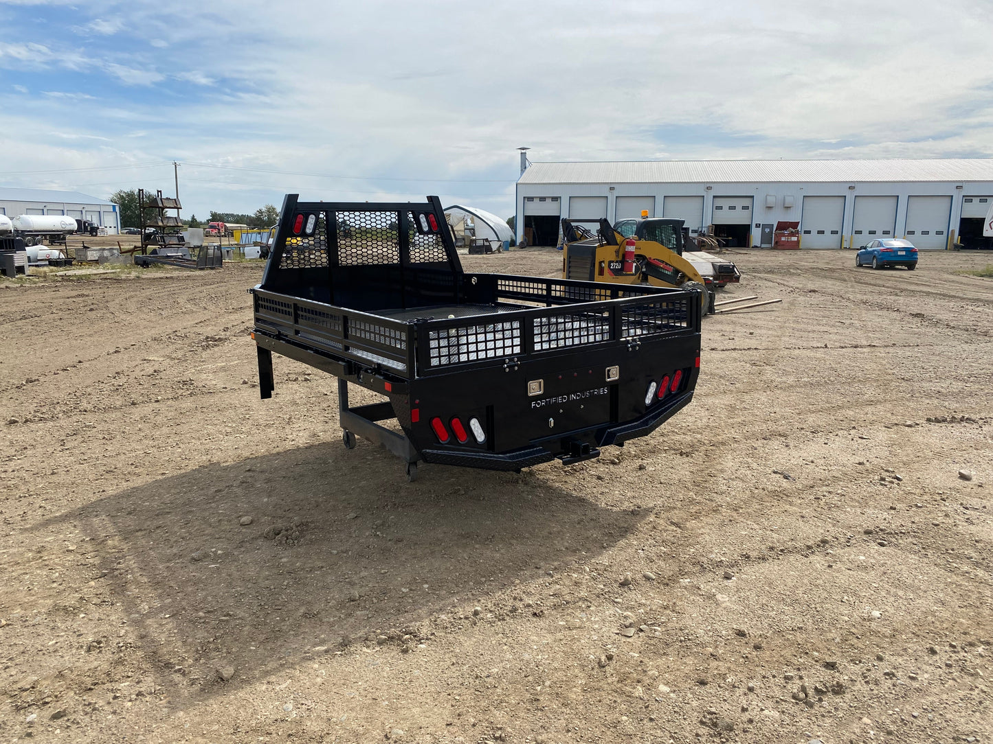 2024 Outlaw classic Flat bed 9'4 DRW
