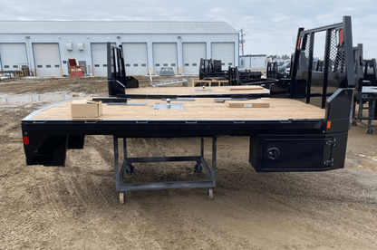2026 Workhorse Flat bed 11'4 DRW (84 CA Chassis) Tapered Bumper