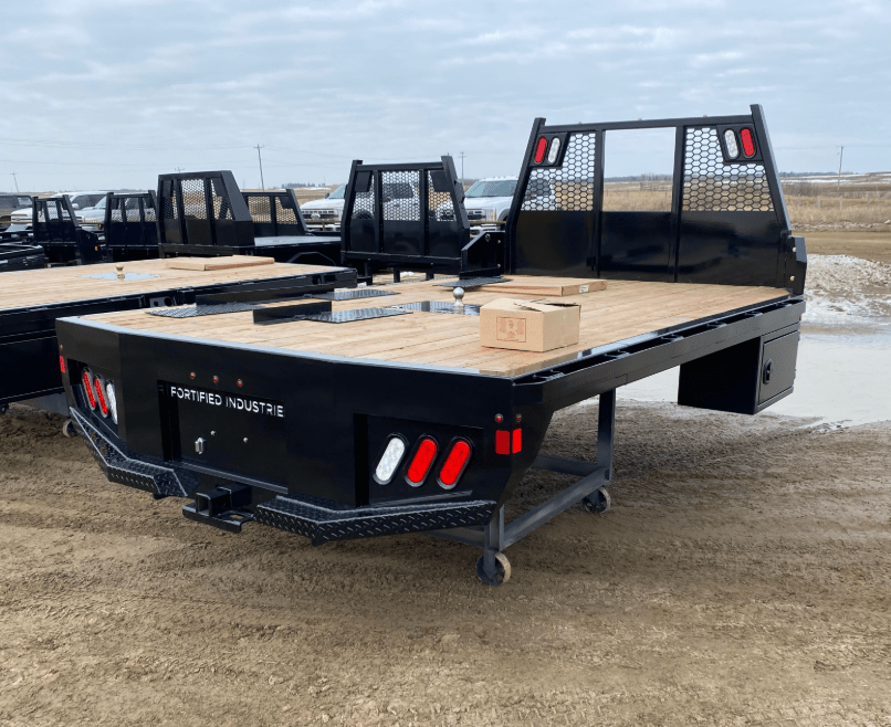 2026 Workhorse Flat bed 11'4 DRW (84 CA Chassis) Tapered Bumper
